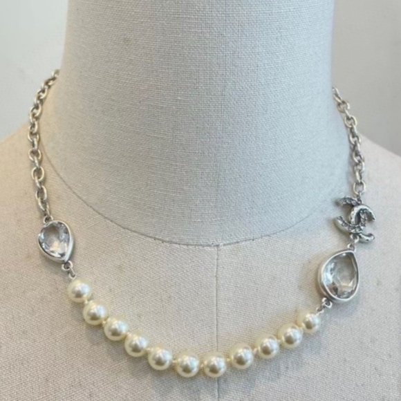 Chanel Double C Gunmetal Double Drop Chain Pearl Necklace - Picture 5 of 8